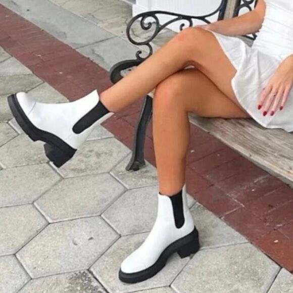 Stuart Weitzman Norah Lug Sole Chelsea Combat Boots White Leather Platform 9C - Picture 14 of 15